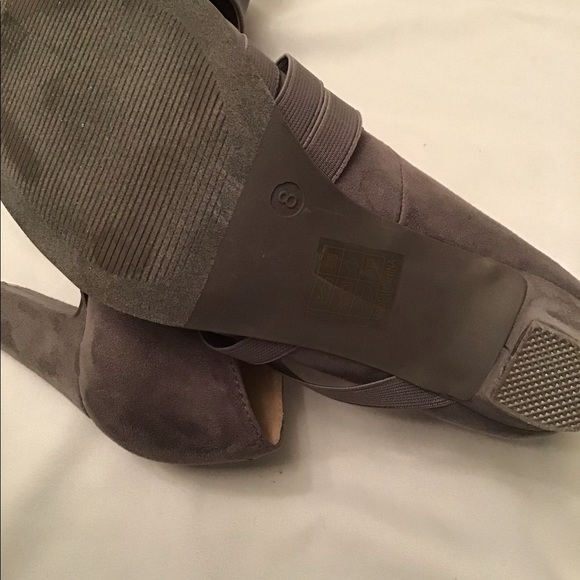 Grey Pumps Size 8 - Picture 5 of 5